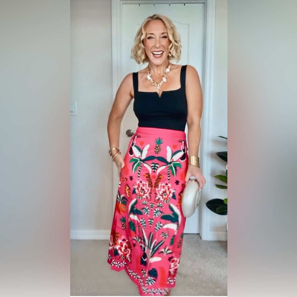 New. Never worn. Without Tags. THLAI MIDI SKIRT. Tropical A-line. XXL